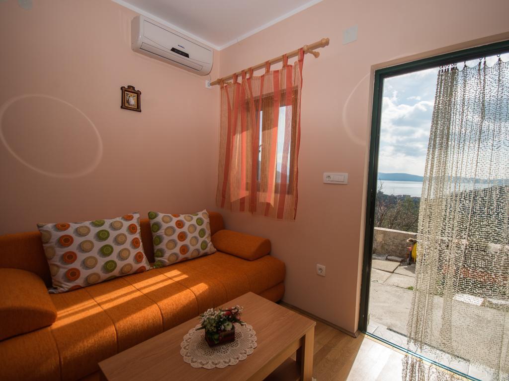 Holiday Home Sunny Hill Каменари Номер фото